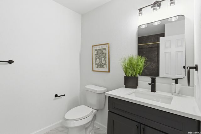 6619 BARTON ROCK RD, San Antonio, TX 78239