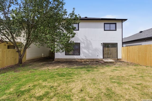 6619 BARTON ROCK RD, San Antonio, TX 78239