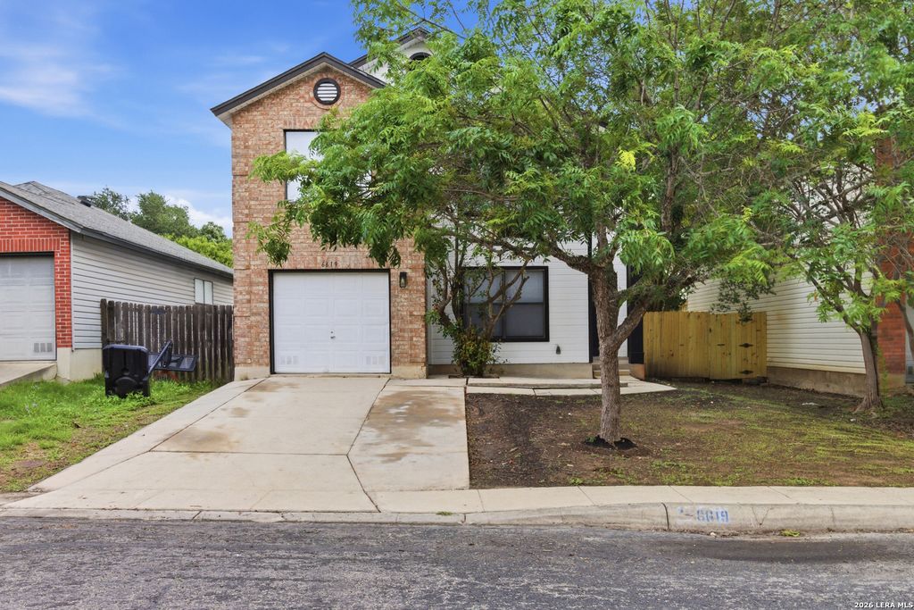 6619 BARTON ROCK RD, San Antonio, TX 78239