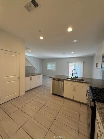27459 Red Rock, Moreno Valley, CA 92555