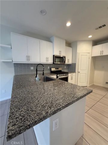 27459 Red Rock, Moreno Valley, CA 92555