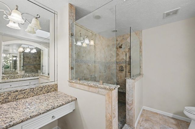 23 Amherst Court, Conroe, TX 77304