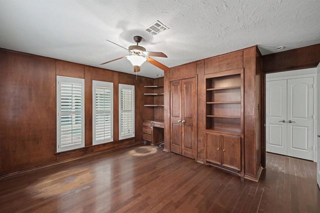 23 Amherst Court, Conroe, TX 77304
