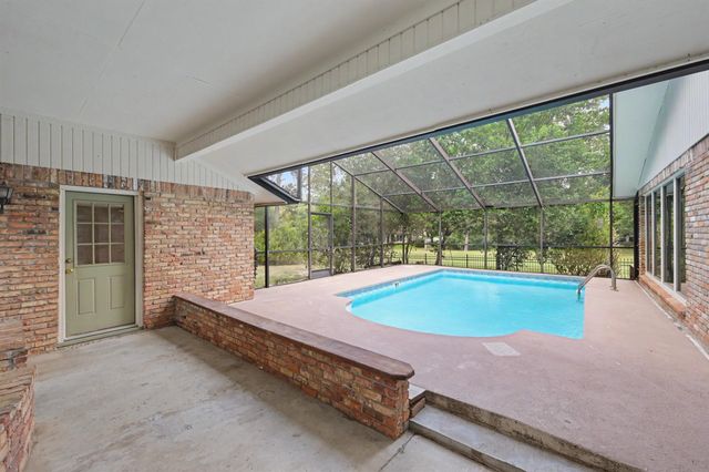 23 Amherst Court, Conroe, TX 77304