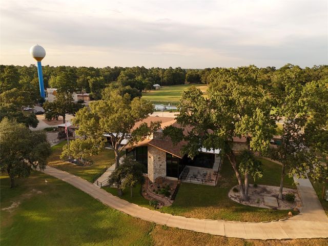 23 Amherst Court, Conroe, TX 77304