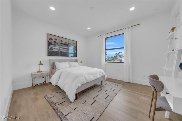 18018 Greenwood DR, Naples, FL 34114