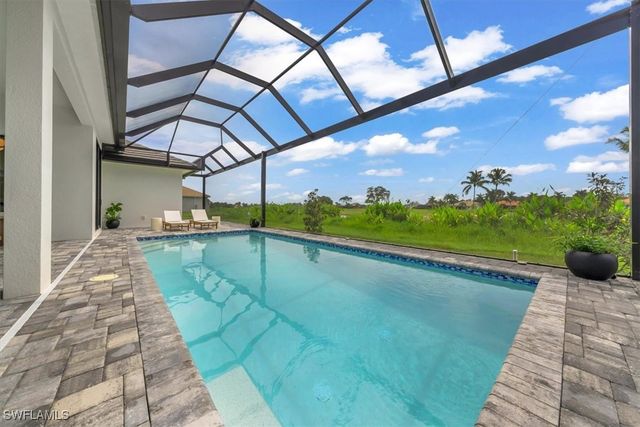 18018 Greenwood DR, Naples, FL 34114