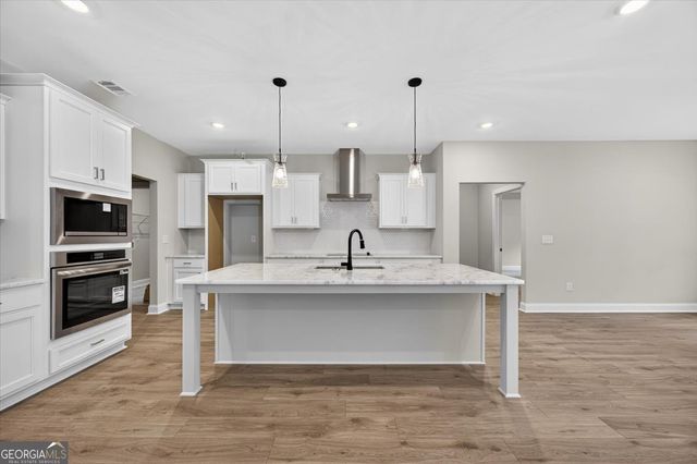 98 Mud Bridge Road, The Rock, GA 30285