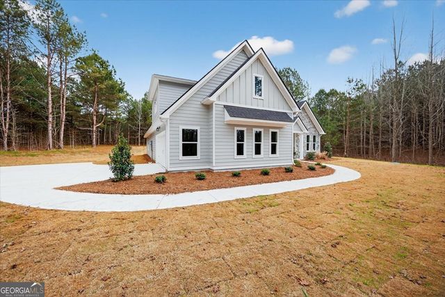 98 Mud Bridge Road, The Rock, GA 30285