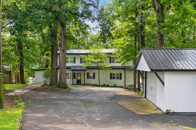 656 Chimney Rock Road, Harrodsburg, KY 40330
