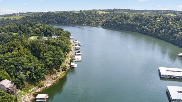 656 Chimney Rock Road, Harrodsburg, KY 40330