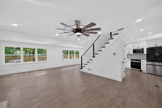 656 Chimney Rock Road, Harrodsburg, KY 40330