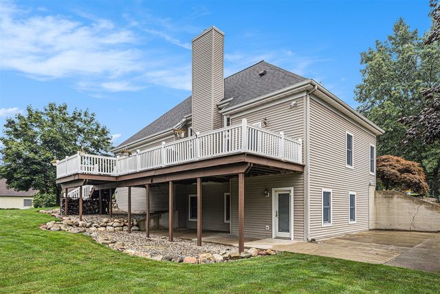 4849 Indian Creek Drive, Jackson, MI 49201