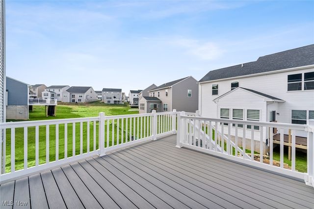 3382 Buckeye Trail, Green, OH 44685