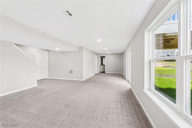 3382 Buckeye Trail, Green, OH 44685