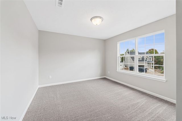 3382 Buckeye Trail, Green, OH 44685