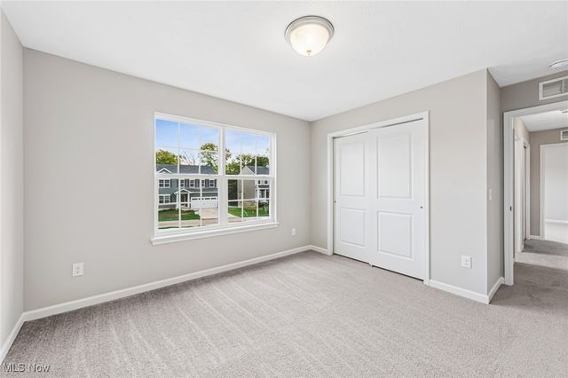 3382 Buckeye Trail, Green, OH 44685