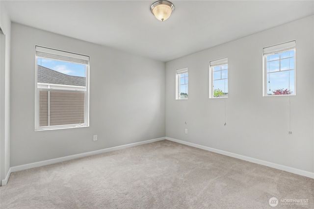 214 Fielding Street NE, Orting, WA 98360