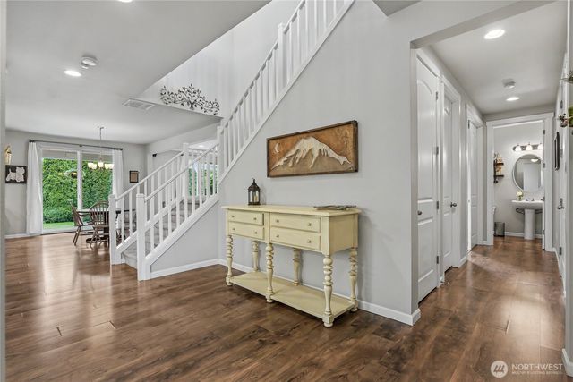 214 Fielding Street NE, Orting, WA 98360