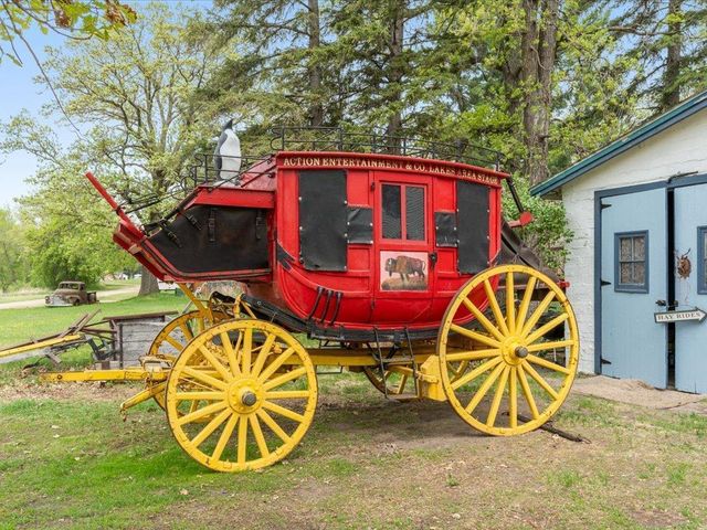 114 Washburn Avenue W, Backus, MN 56435