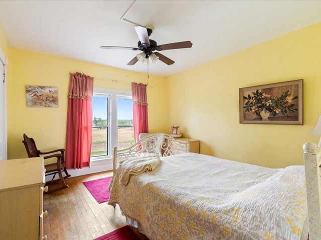 114 Washburn Avenue W, Backus, MN 56435