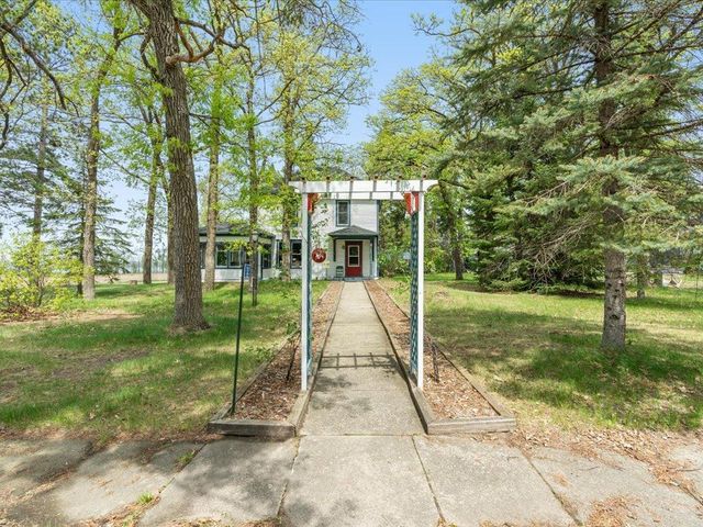 114 Washburn Avenue W, Backus, MN 56435