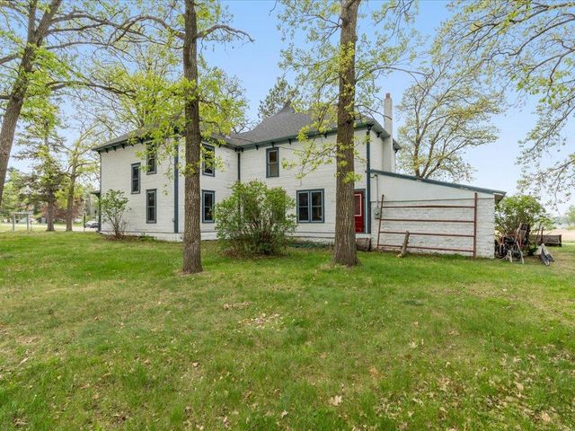 114 Washburn Avenue W, Backus, MN 56435