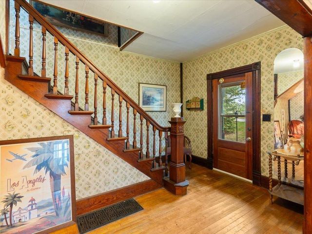 114 Washburn Avenue W, Backus, MN 56435