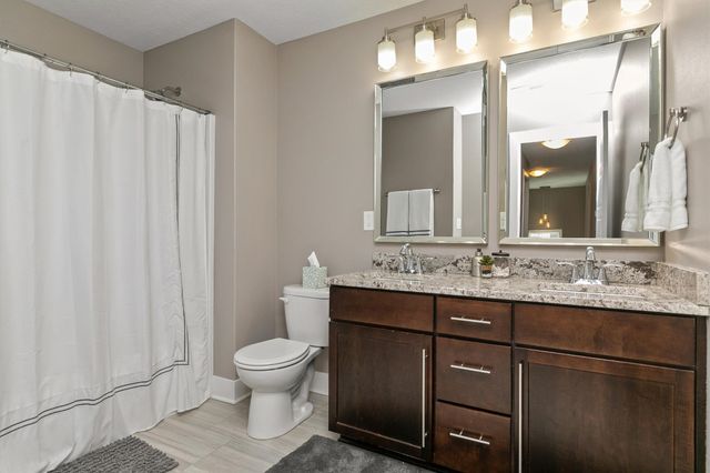 14308 Oakwood Drive, Urbandale, IA 50323