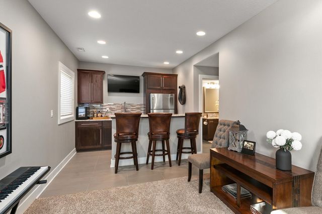 14308 Oakwood Drive, Urbandale, IA 50323