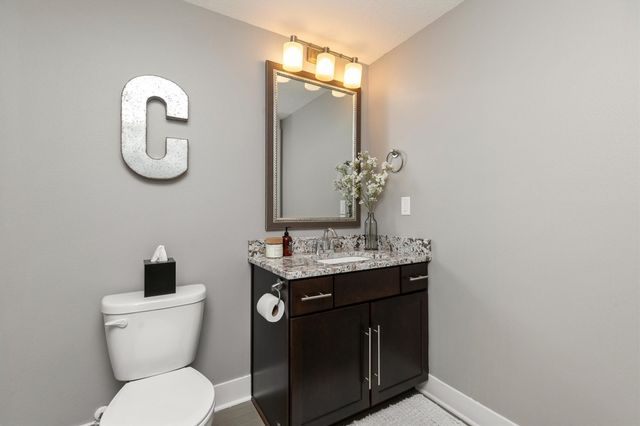 14308 Oakwood Drive, Urbandale, IA 50323