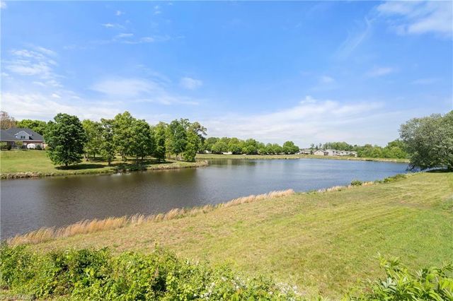 164 Pinewood Lane 102, Bermuda Run, NC 27006