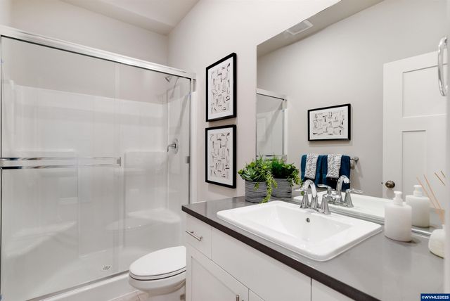 535 Withers Ct SE, Albany, OR 97322