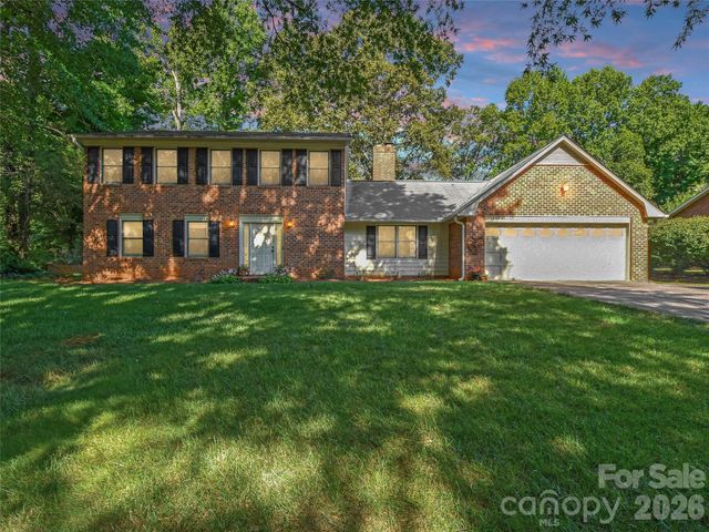 792 Reaford Road, Winston Salem, NC 27104