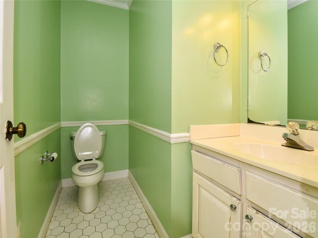 792 Reaford Road, Winston Salem, NC 27104