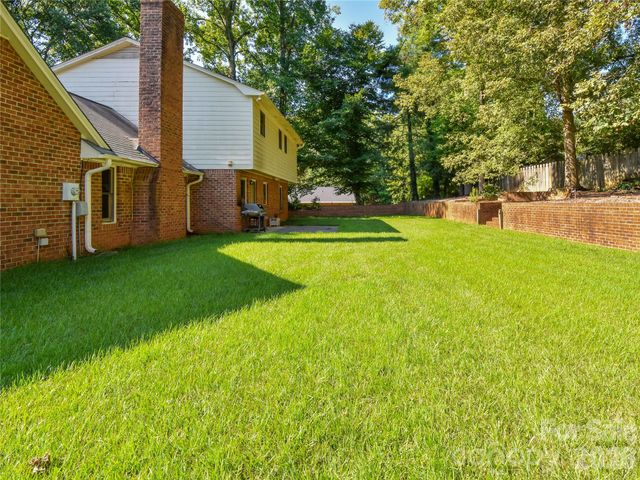 792 Reaford Road, Winston Salem, NC 27104