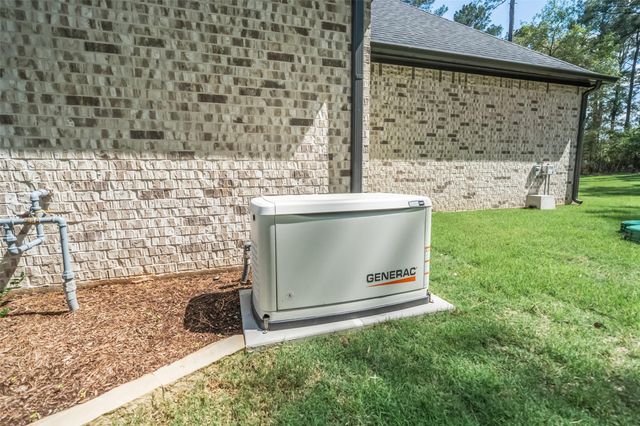 8680 Cedar Meadow Ln Lane, Plantersville, TX 77363