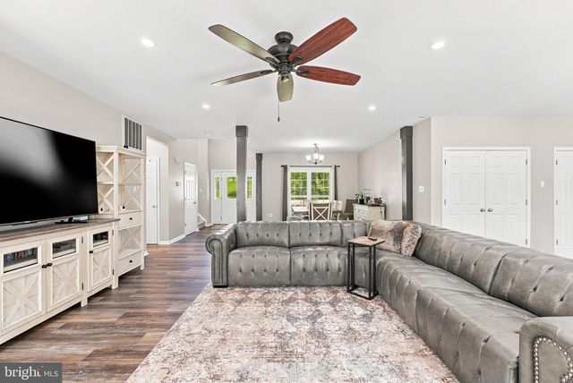 54 STONEWALL DR, Stafford, VA 22556