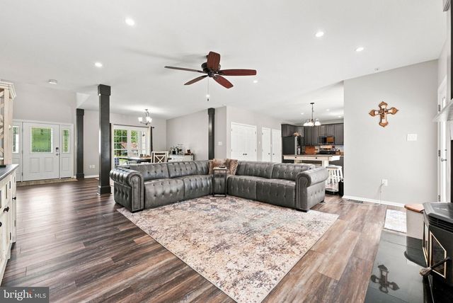 54 STONEWALL DR, Stafford, VA 22556