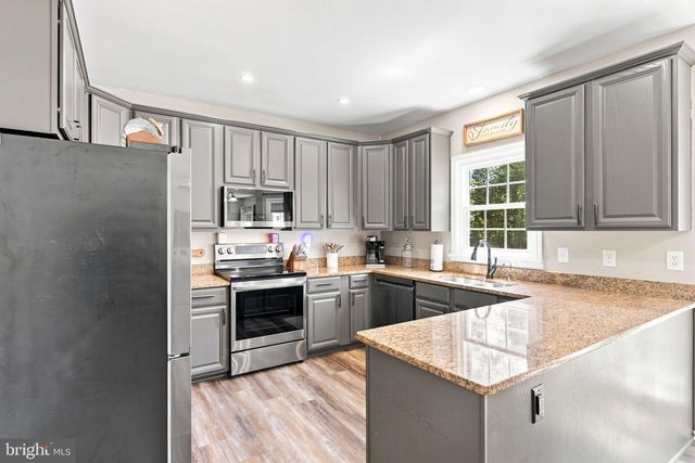54 STONEWALL DR, Stafford, VA 22556