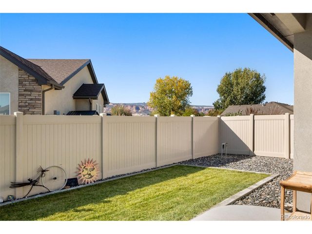 559 Hobbs Ct, Fruita, CO 81521