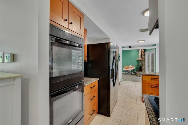 329 Kennedy Road, Manchester, CT 06042