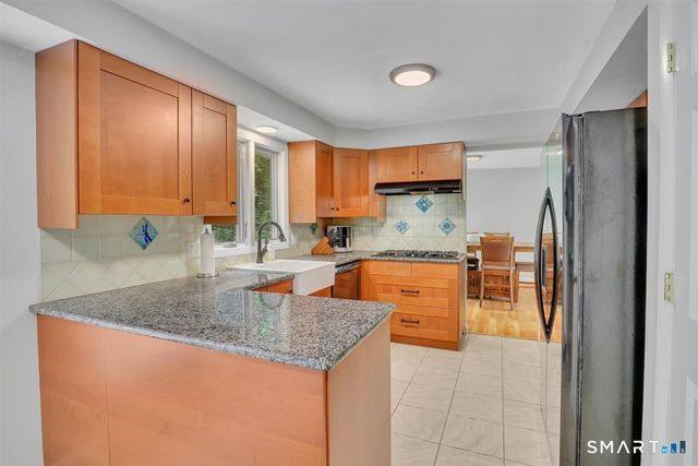 329 Kennedy Road, Manchester, CT 06042