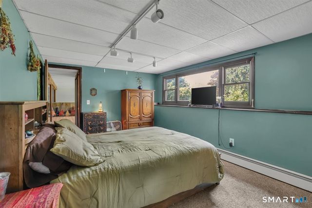 329 Kennedy Road, Manchester, CT 06042