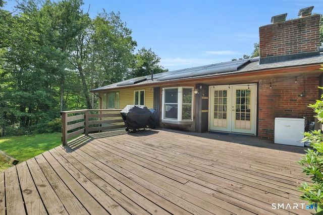 329 Kennedy Road, Manchester, CT 06042