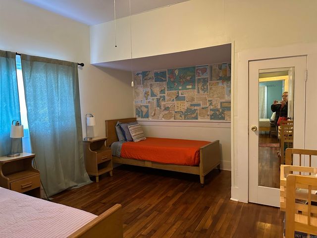 302 Mountain Valley Street, Hot Springs, AR 71901