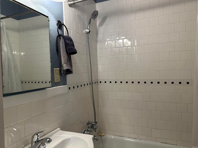 302 Mountain Valley Street, Hot Springs, AR 71901