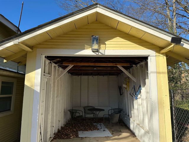 302 Mountain Valley Street, Hot Springs, AR 71901