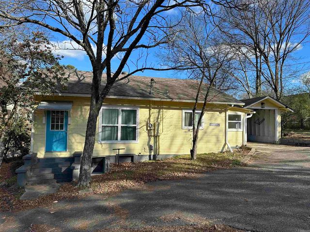 302 Mountain Valley Street, Hot Springs, AR 71901