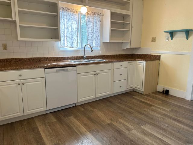 302 Mountain Valley Street, Hot Springs, AR 71901